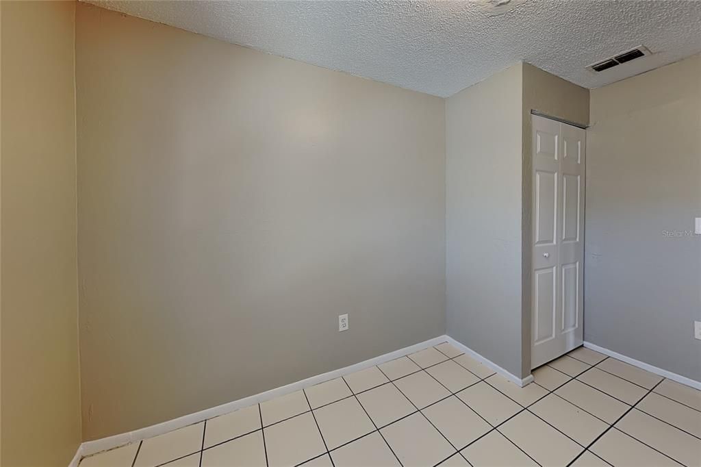 For Rent: $1,545 (3 beds, 1 baths, 855 Square Feet)