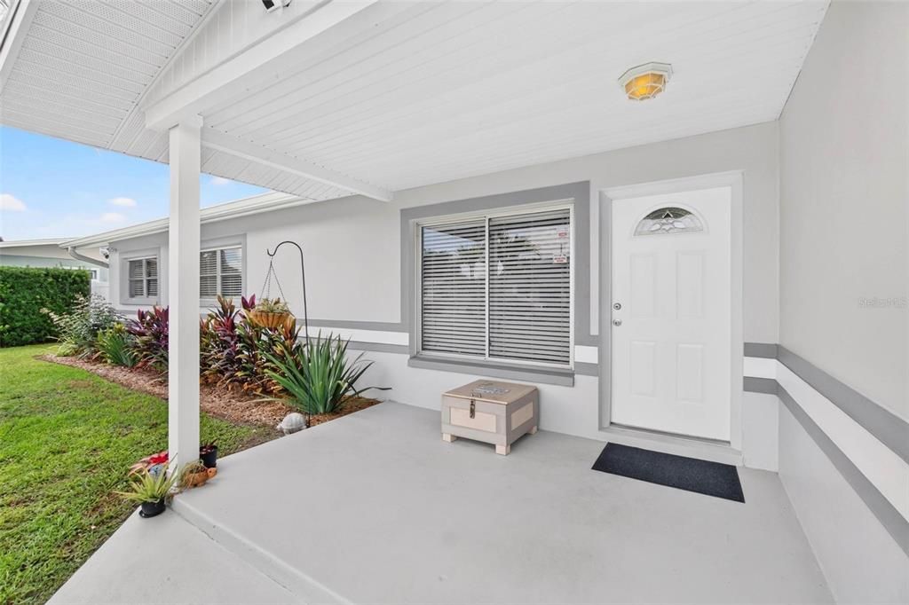 For Sale: $489,000 (4 beds, 3 baths, 1979 Square Feet)