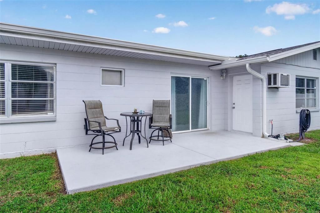 For Sale: $489,000 (4 beds, 3 baths, 1979 Square Feet)