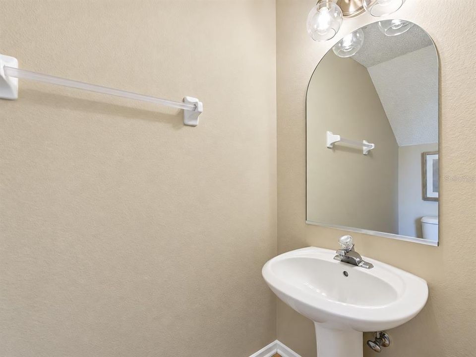 В аренду: $1,895 (2 спален, 1 ванн, 1152 Квадратных фут)