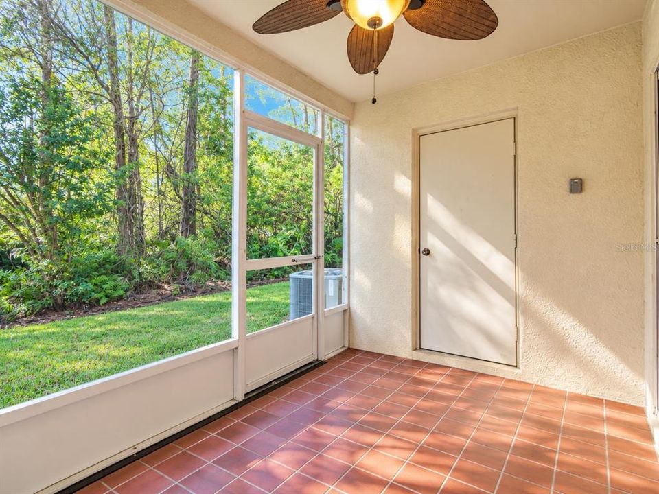 В аренду: $1,895 (2 спален, 1 ванн, 1152 Квадратных фут)