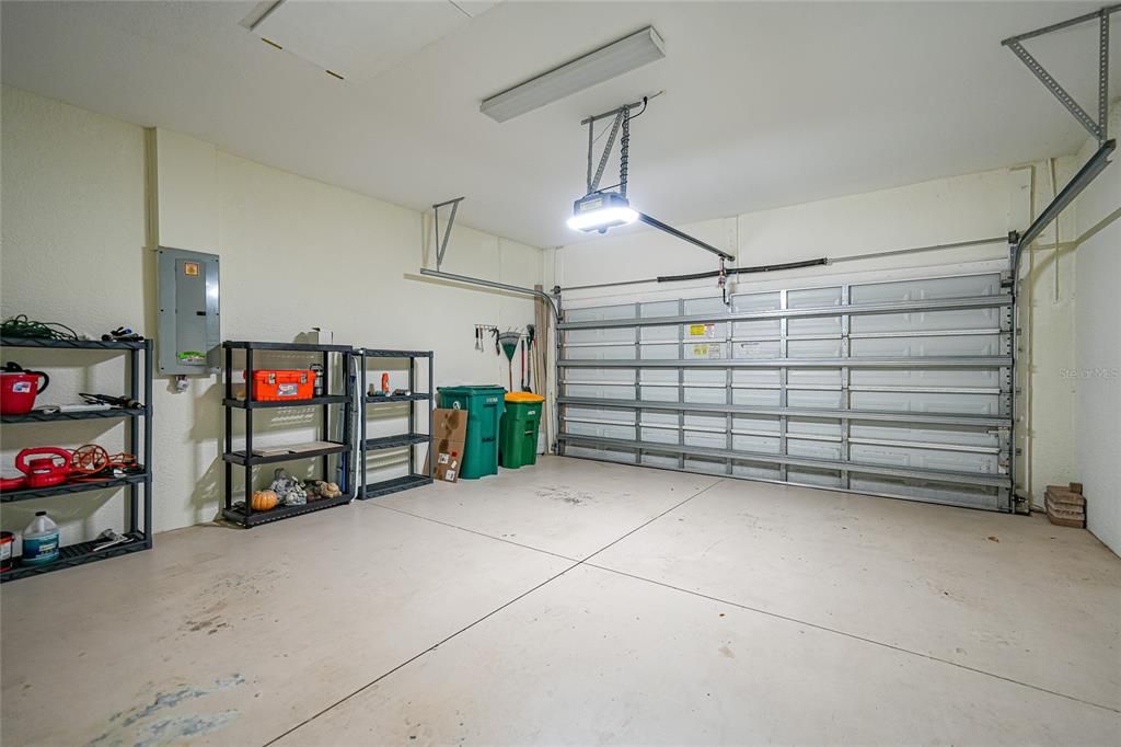 На продажу: $313,000 (3 спален, 2 ванн, 1617 Квадратных фут)