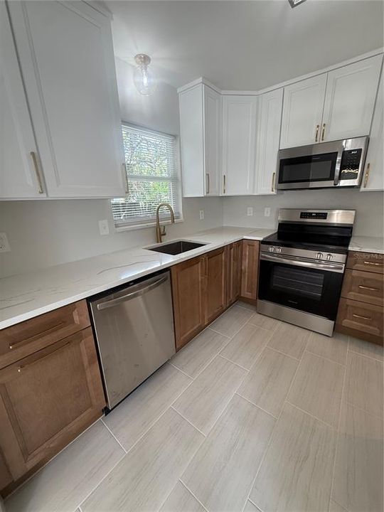 For Sale: $459,900 (3 beds, 2 baths, 1502 Square Feet)