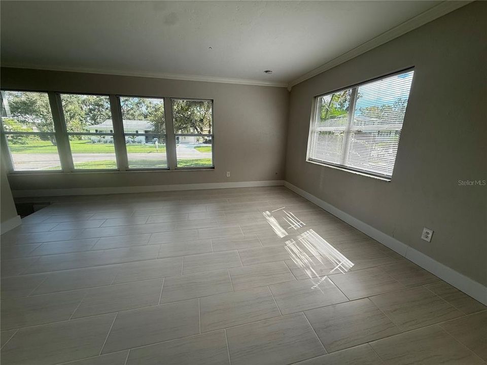 For Sale: $459,900 (3 beds, 2 baths, 1502 Square Feet)