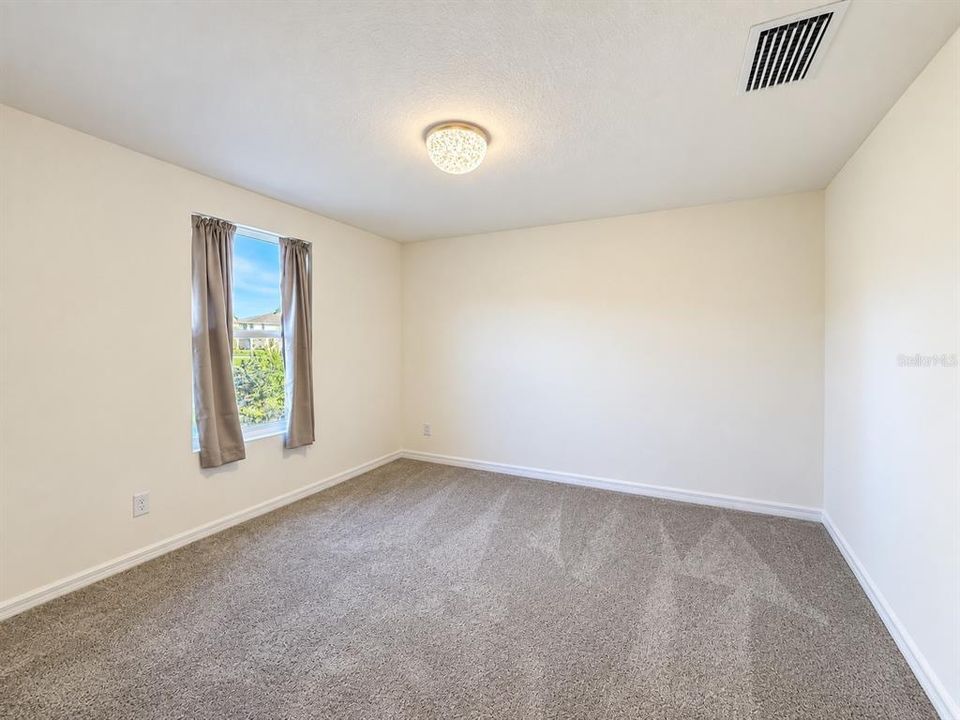 For Rent: $3,500 (5 beds, 4 baths, 3224 Square Feet)