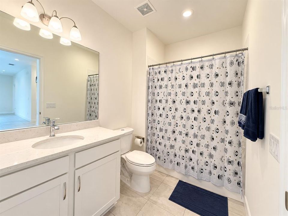 For Rent: $3,500 (5 beds, 4 baths, 3224 Square Feet)