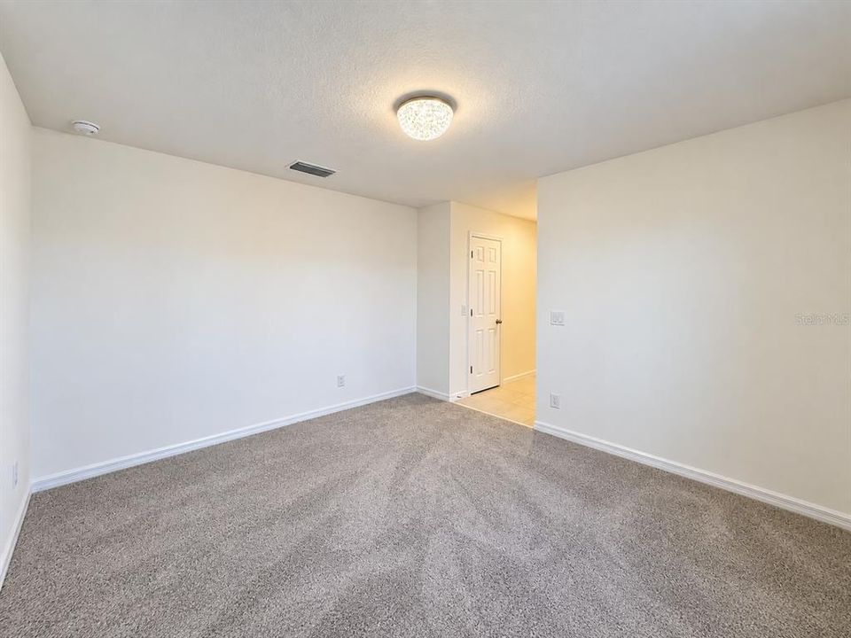 For Rent: $3,500 (5 beds, 4 baths, 3224 Square Feet)