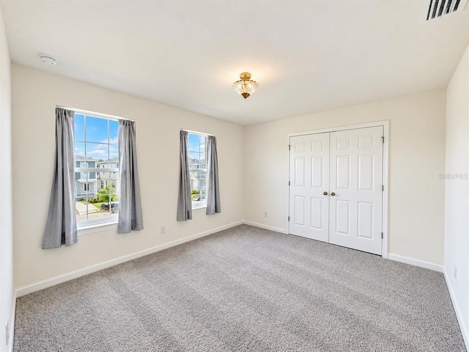 For Rent: $3,500 (5 beds, 4 baths, 3224 Square Feet)