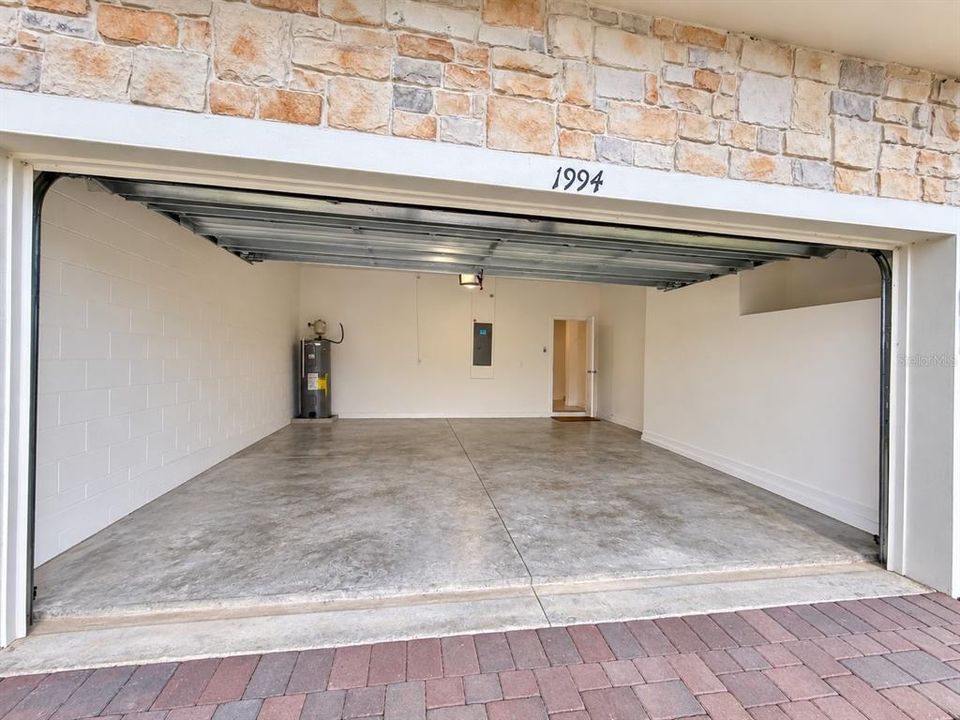 For Rent: $3,500 (5 beds, 4 baths, 3224 Square Feet)