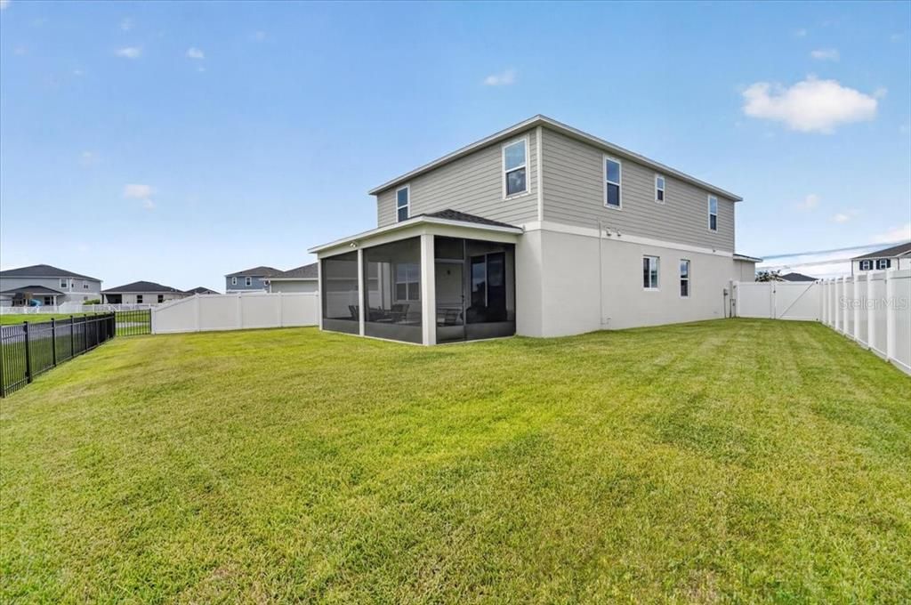 En Venta: $425,000 (4 camas, 3 baños, 2385 Pies cuadrados)