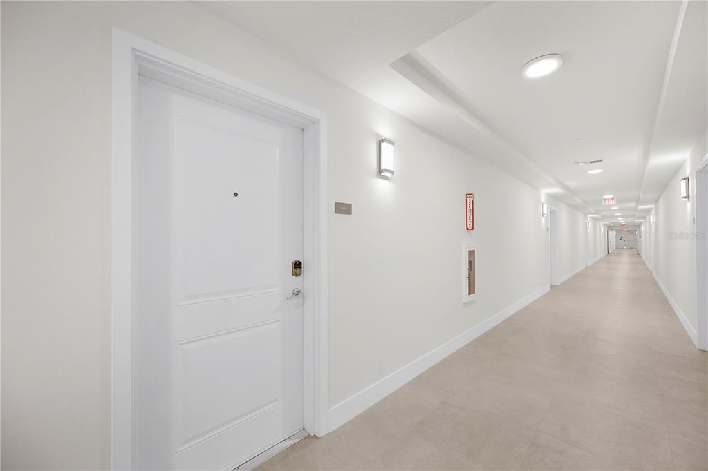 For Sale: $255,000 (1 beds, 1 baths, 750 Square Feet)