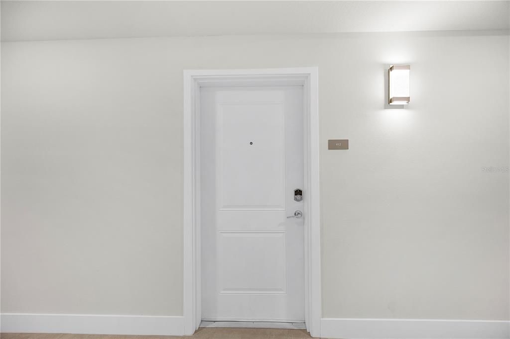 For Sale: $255,000 (1 beds, 1 baths, 750 Square Feet)