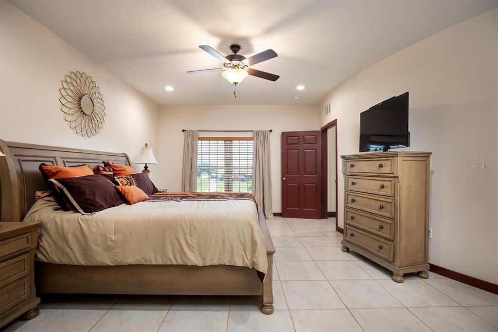 For Sale: $1,249,900 (5 beds, 5 baths, 5143 Square Feet)