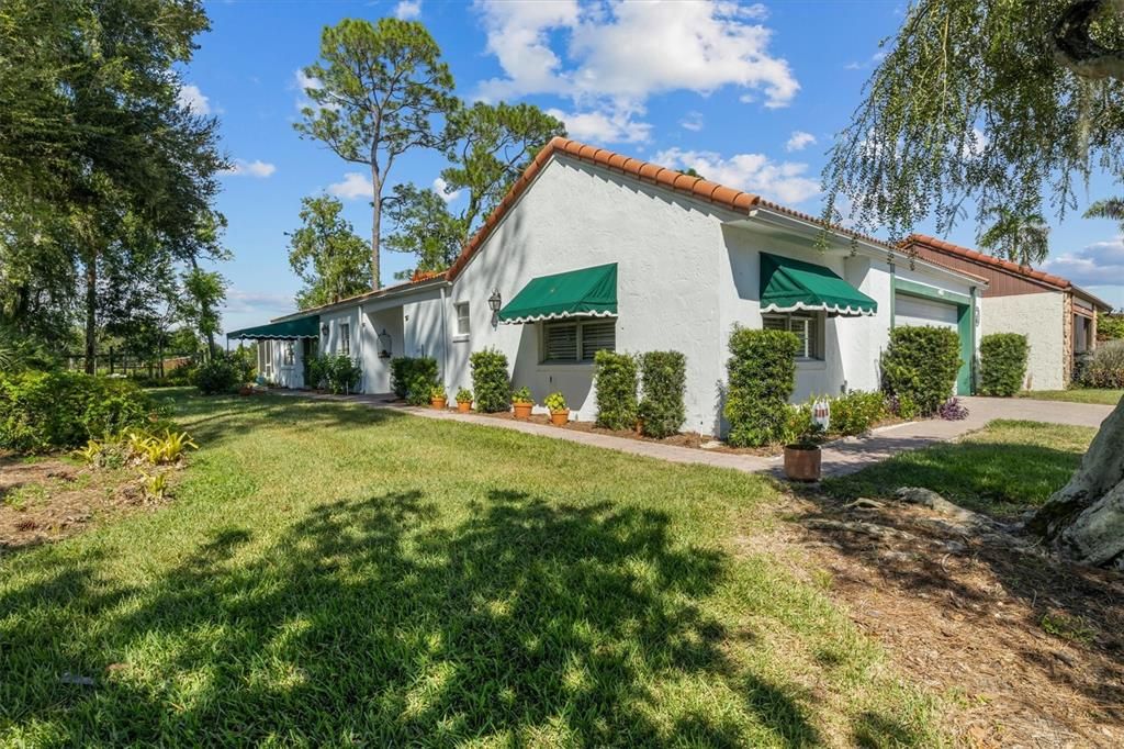 For Sale: $259,900 (2 beds, 2 baths, 1843 Square Feet)