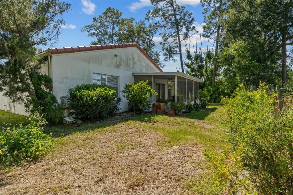 For Sale: $259,900 (2 beds, 2 baths, 1843 Square Feet)
