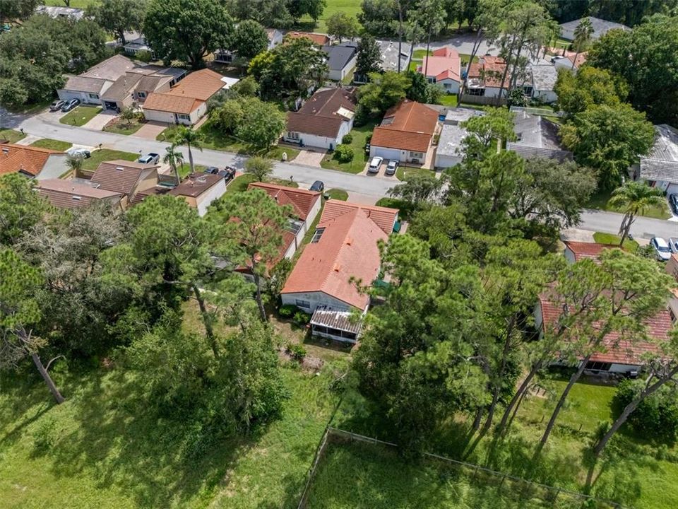 For Sale: $259,900 (2 beds, 2 baths, 1843 Square Feet)