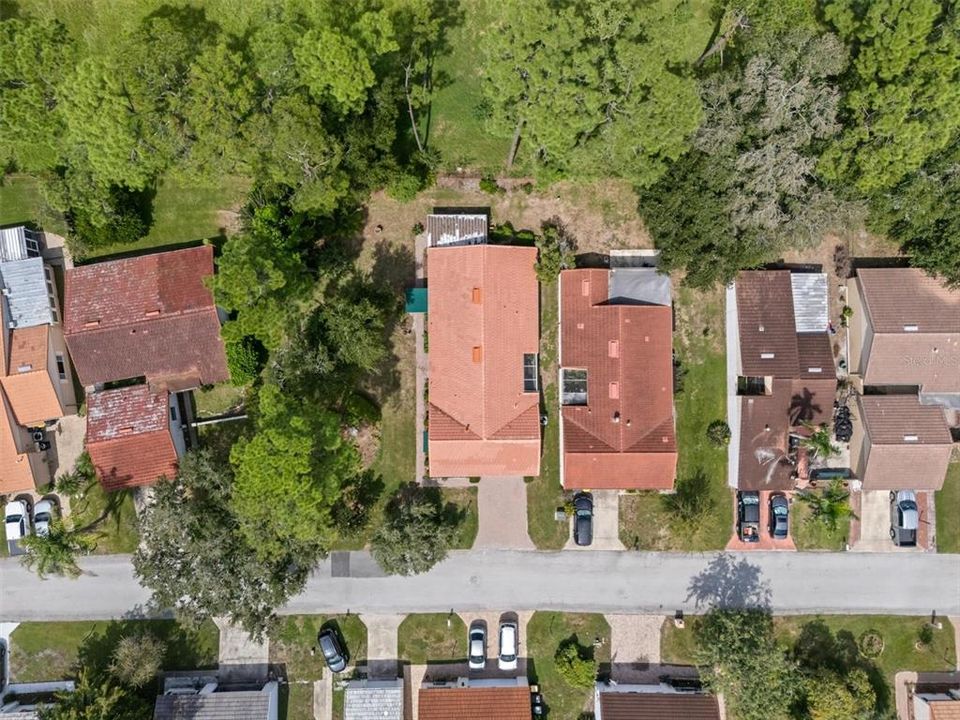 For Sale: $259,900 (2 beds, 2 baths, 1843 Square Feet)