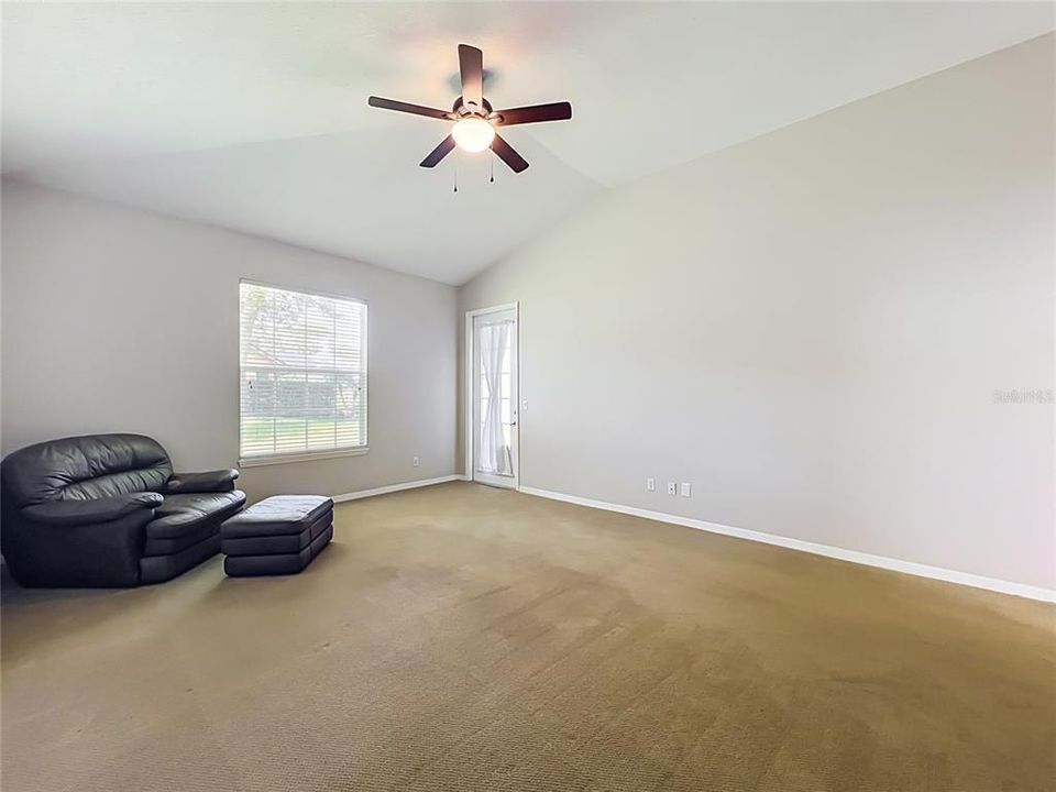 For Sale: $449,000 (3 beds, 2 baths, 2244 Square Feet)