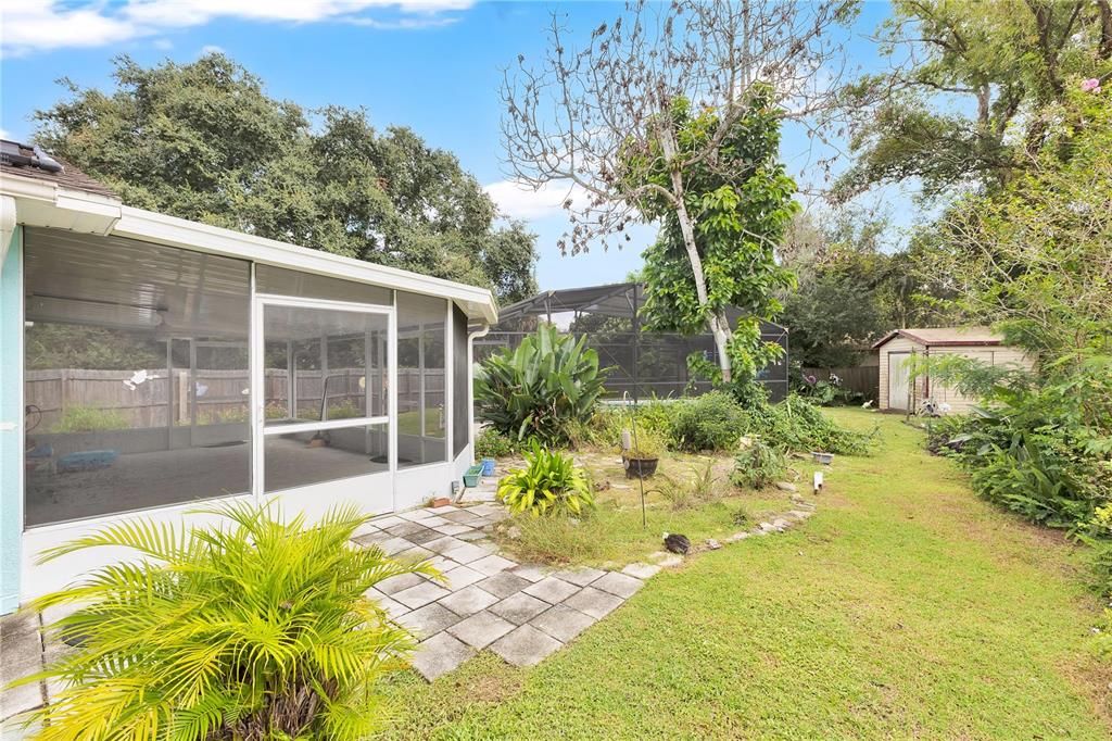 For Sale: $350,000 (3 beds, 2 baths, 1335 Square Feet)