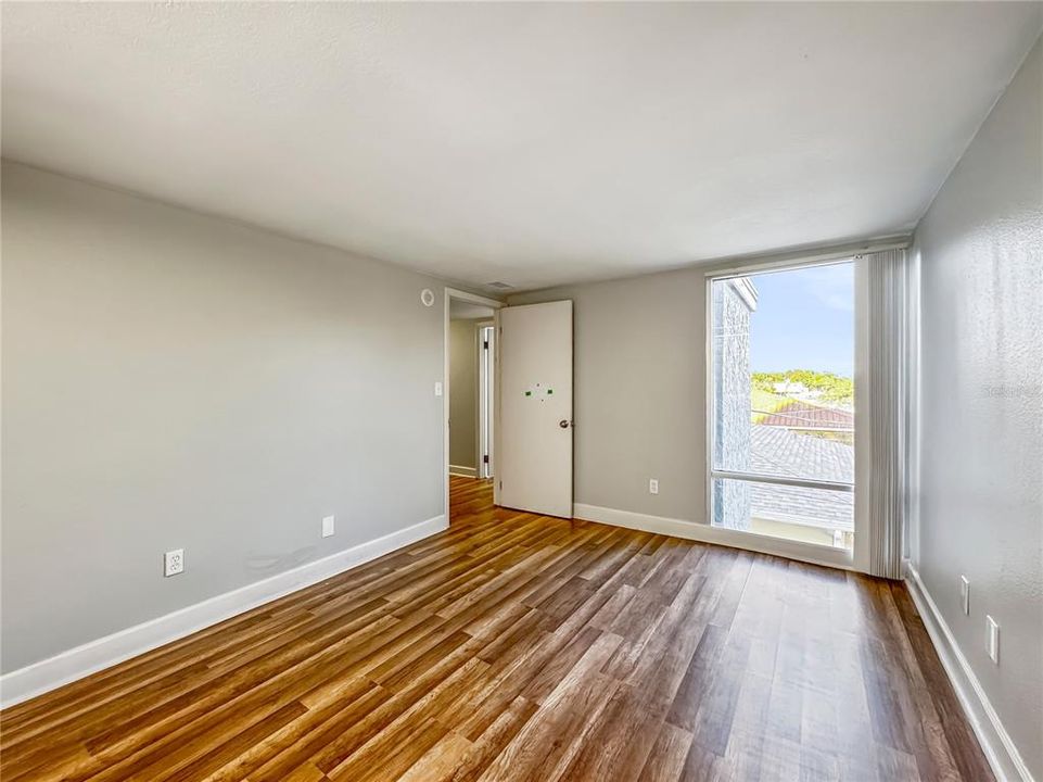 For Rent: $3,295 (4 beds, 3 baths, 2188 Square Feet)