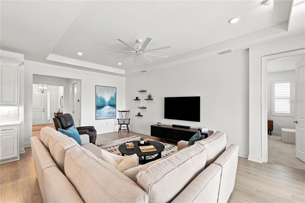 For Sale: $695,000 (2 beds, 2 baths, 1820 Square Feet)