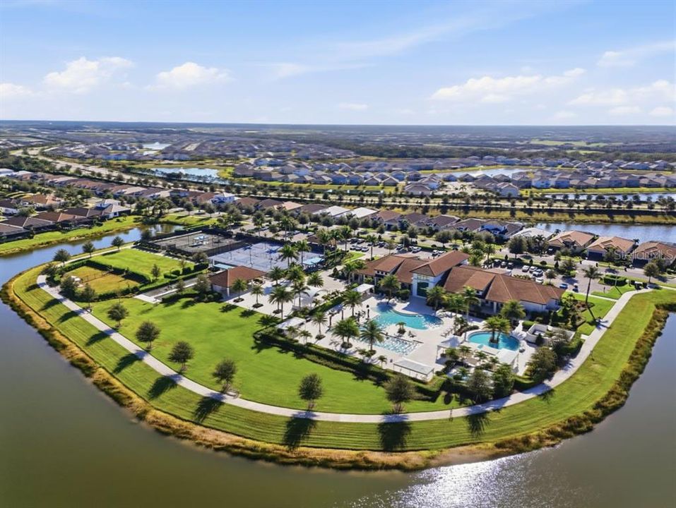 For Sale: $695,000 (2 beds, 2 baths, 1820 Square Feet)