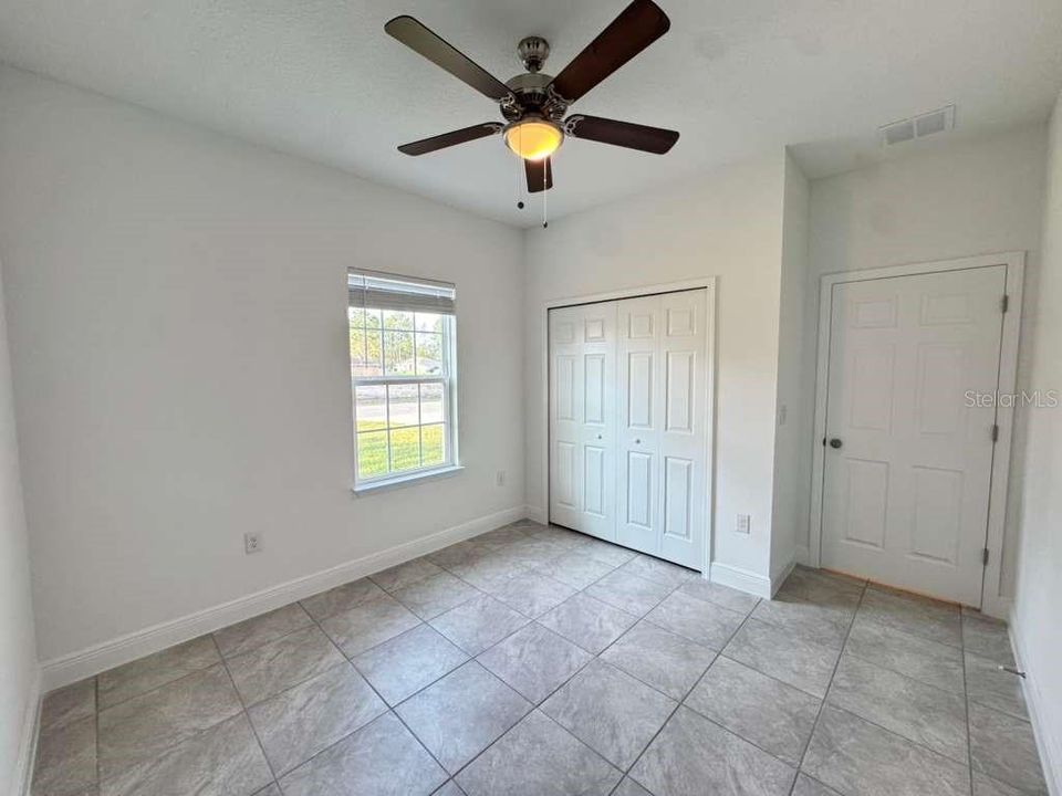 For Rent: $1,995 (4 beds, 2 baths, 1696 Square Feet)
