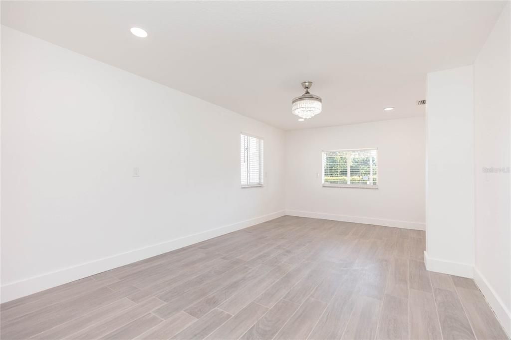 В аренду: $4,400 (3 спален, 2 ванн, 1698 Квадратных фут)