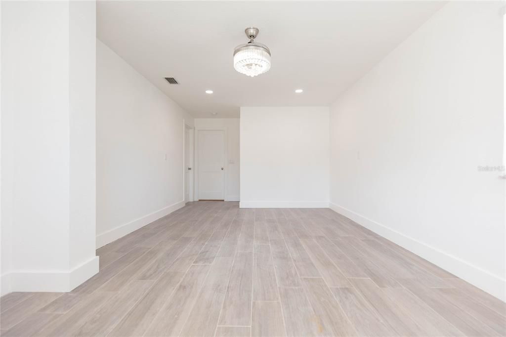 В аренду: $4,400 (3 спален, 2 ванн, 1698 Квадратных фут)