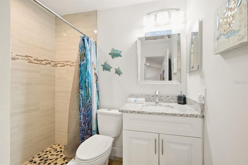 For Sale: $275,000 (2 beds, 2 baths, 1200 Square Feet)
