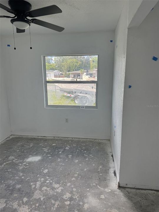 For Sale: $299,000 (4 beds, 2 baths, 1183 Square Feet)