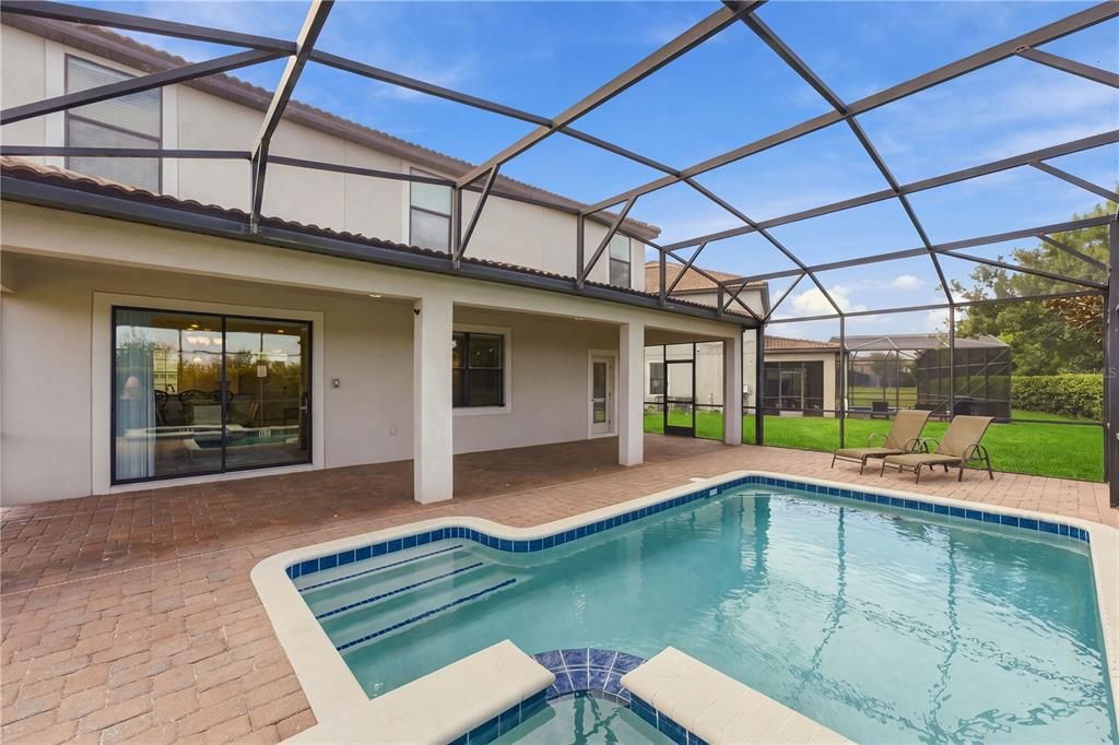 En Venta: $570,000 (5 camas, 4 baños, 2842 Pies cuadrados)