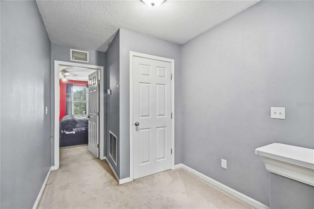 For Sale: $280,000 (3 beds, 2 baths, 1670 Square Feet)