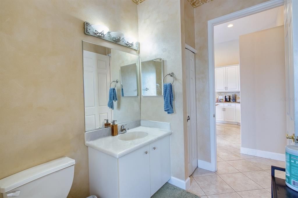 For Sale: $699,000 (4 beds, 3 baths, 3424 Square Feet)