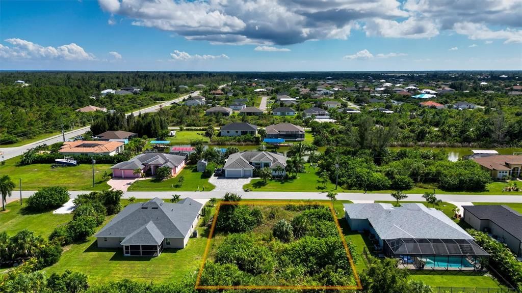 На продажу: $39,999 (0.25 acres)