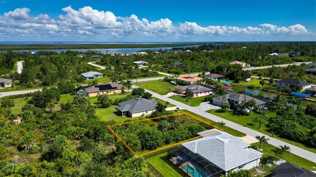 На продажу: $39,999 (0.25 acres)