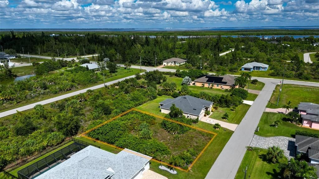 На продажу: $39,999 (0.25 acres)