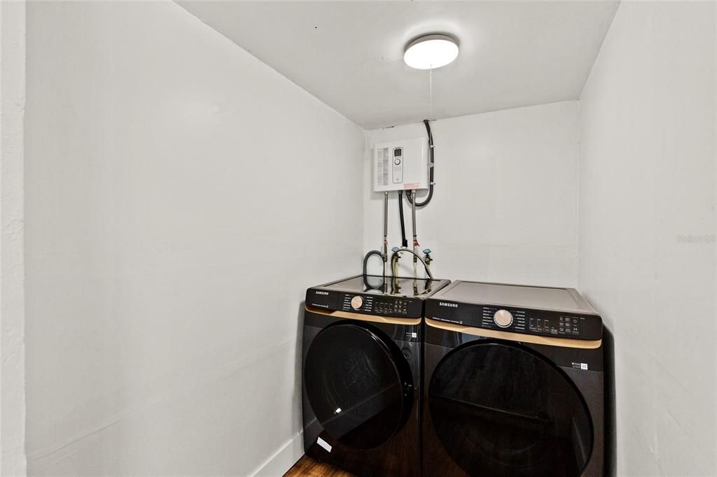 En Renta: $1,995 (2 camas, 1 baños, 1128 Pies cuadrados)