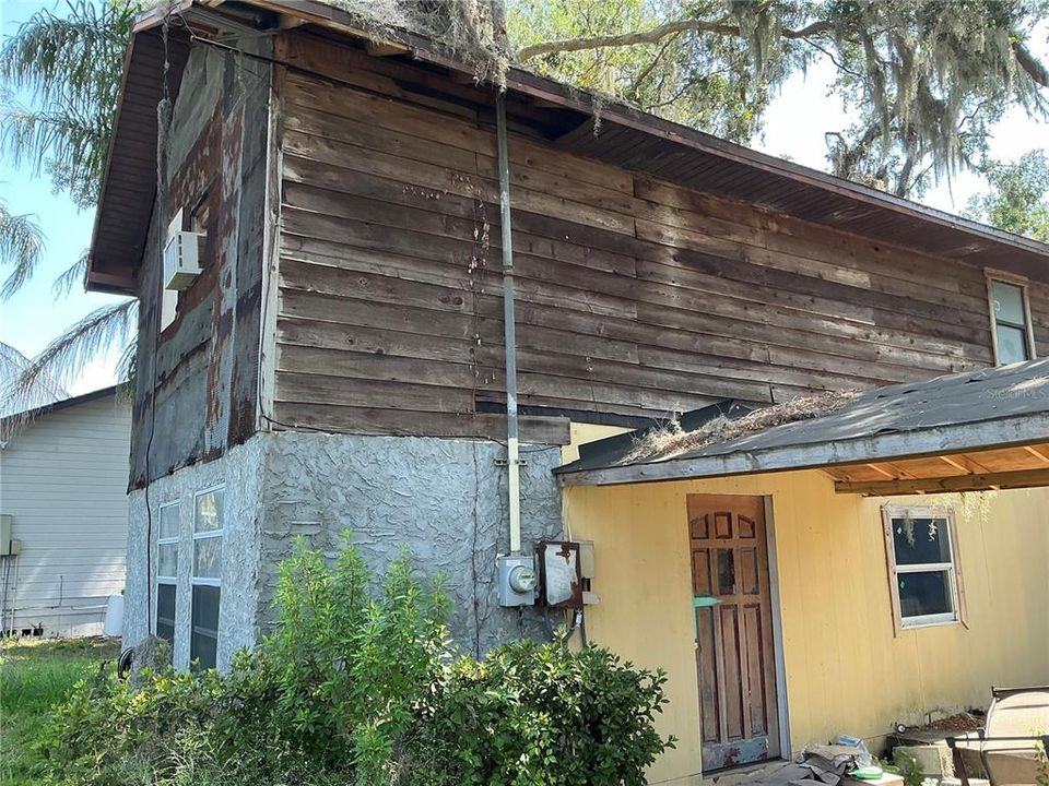 На продажу: $195,000 (3 спален, 2 ванн, 810 Квадратных фут)