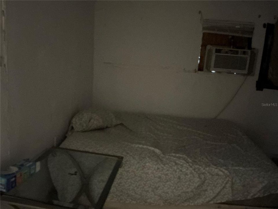 На продажу: $195,000 (3 спален, 2 ванн, 810 Квадратных фут)