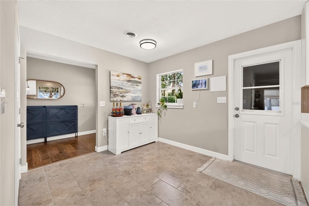 For Sale: $315,000 (3 beds, 2 baths, 1622 Square Feet)