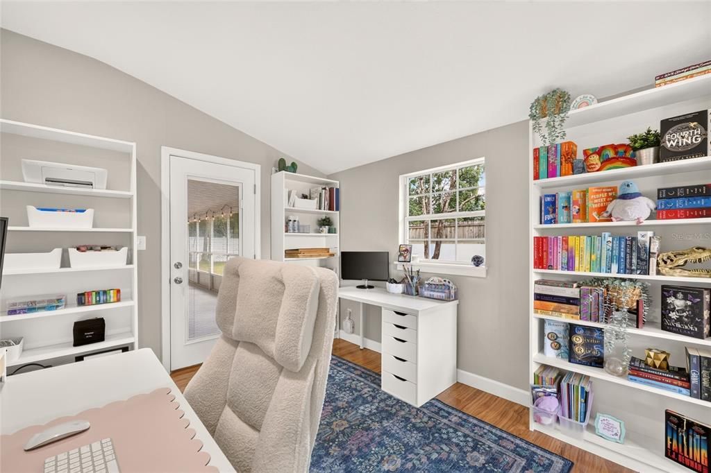 For Sale: $315,000 (3 beds, 2 baths, 1622 Square Feet)