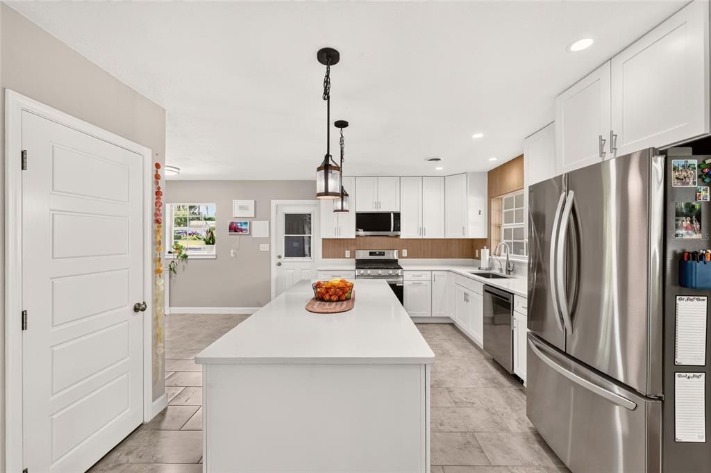 For Sale: $315,000 (3 beds, 2 baths, 1622 Square Feet)