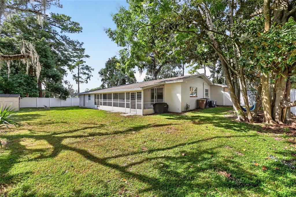For Sale: $315,000 (3 beds, 2 baths, 1622 Square Feet)