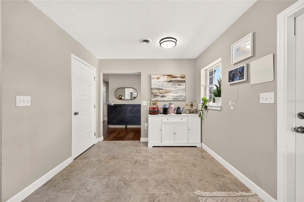 For Sale: $315,000 (3 beds, 2 baths, 1622 Square Feet)