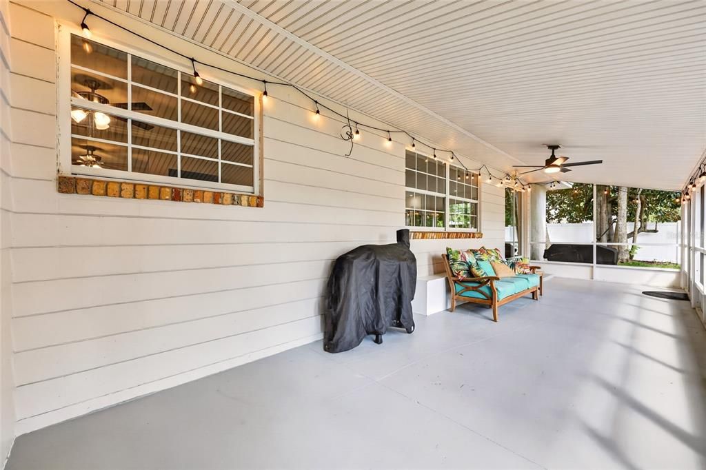 For Sale: $315,000 (3 beds, 2 baths, 1622 Square Feet)