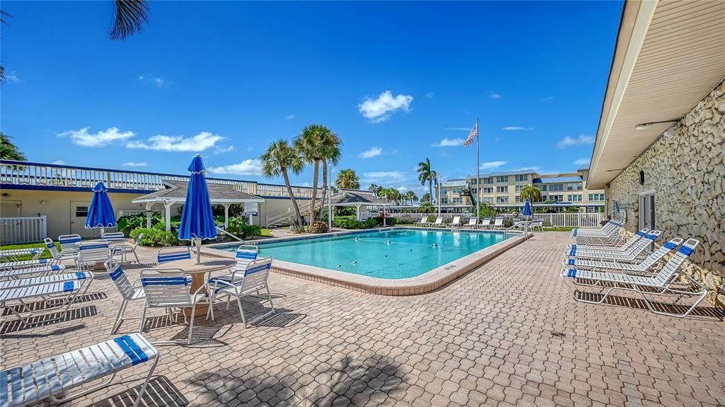 For Sale: $1,175,000 (3 beds, 3 baths, 2544 Square Feet)