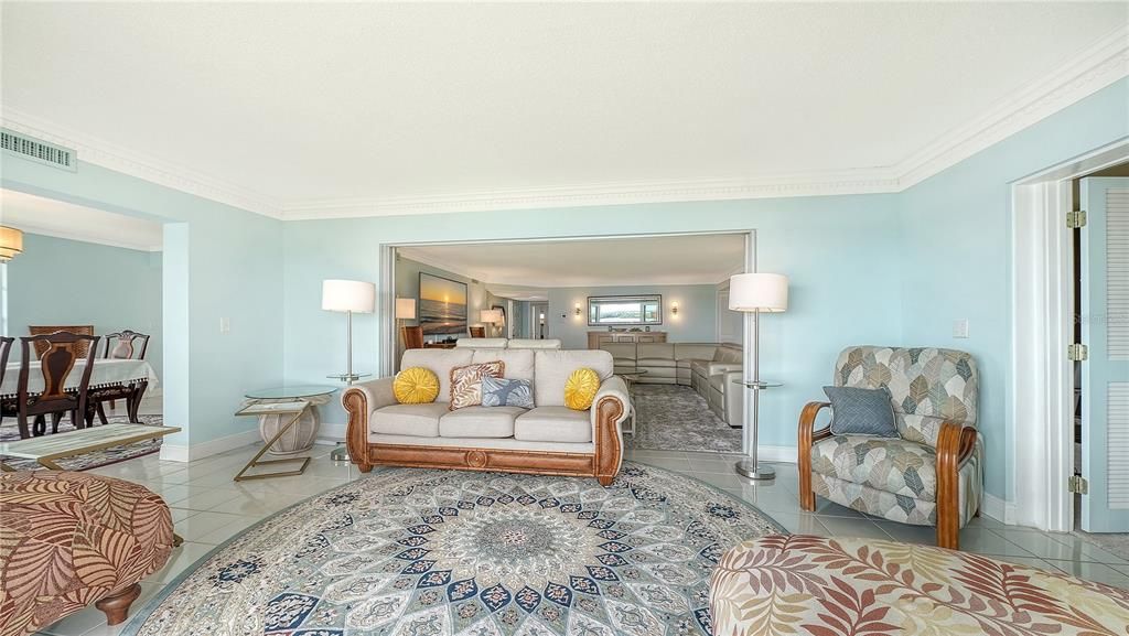 For Sale: $1,175,000 (3 beds, 3 baths, 2544 Square Feet)