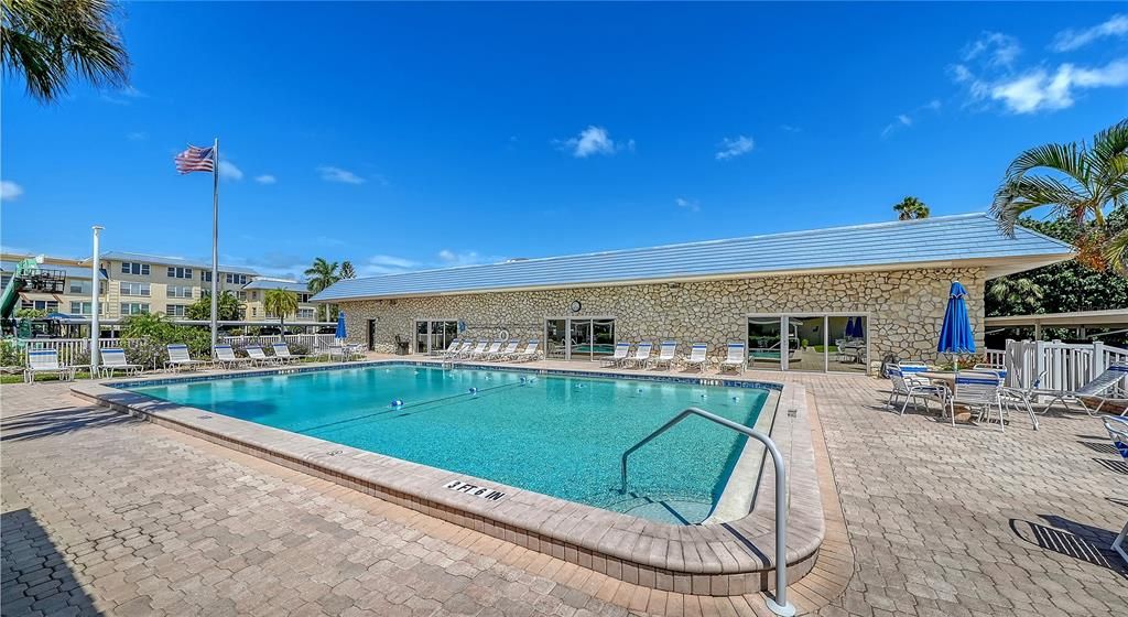For Sale: $1,175,000 (3 beds, 3 baths, 2544 Square Feet)