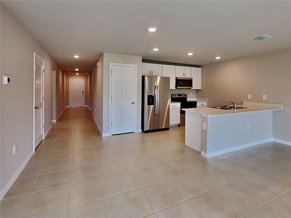 For Rent: $1,750 (4 beds, 2 baths, 1499 Square Feet)